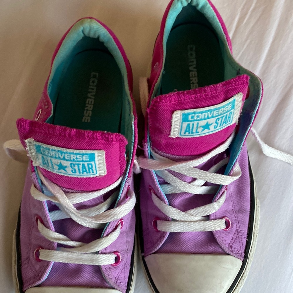 Girls Converse low top sneakers